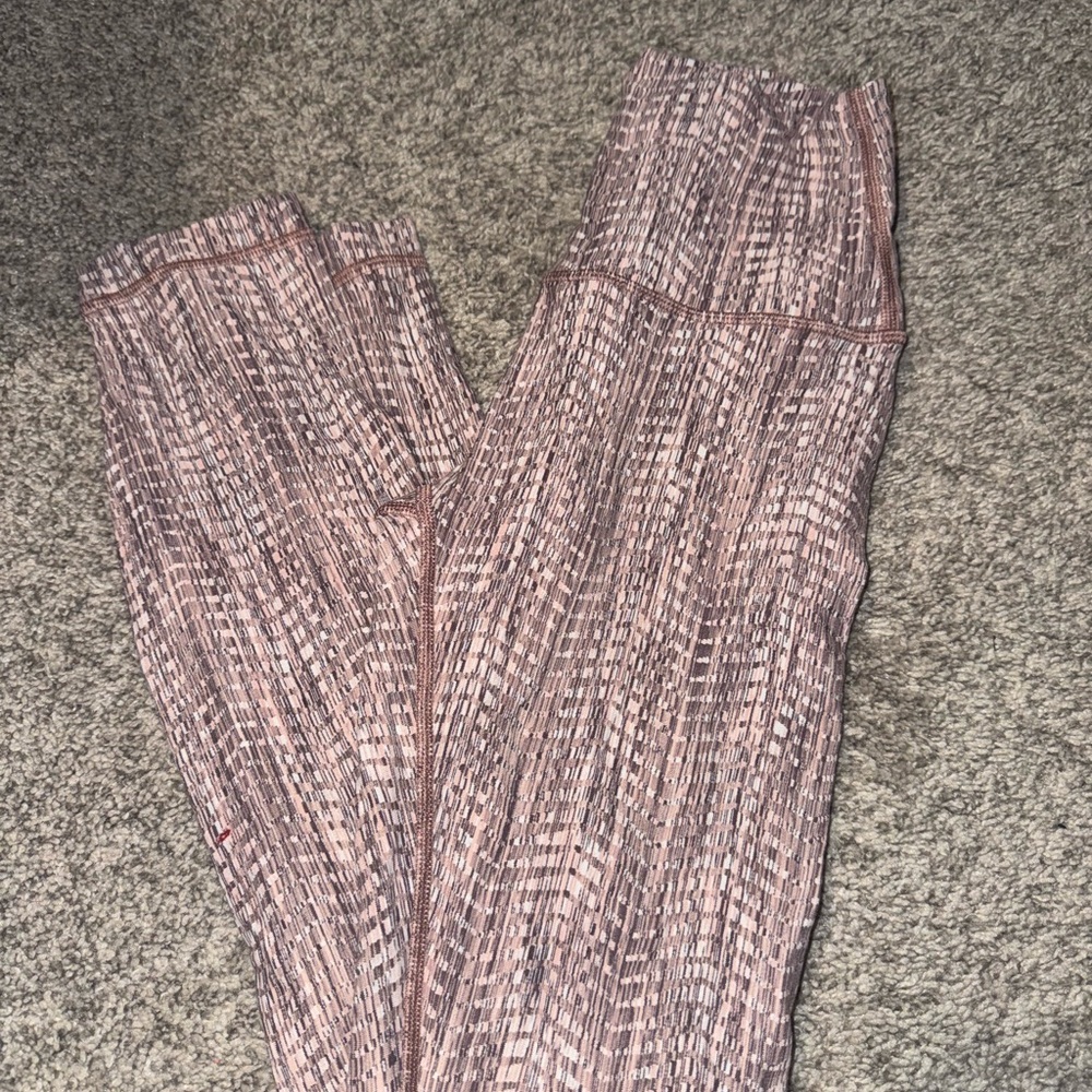 lululemon athletica Pink Patterned Leggings vguc sz 4
